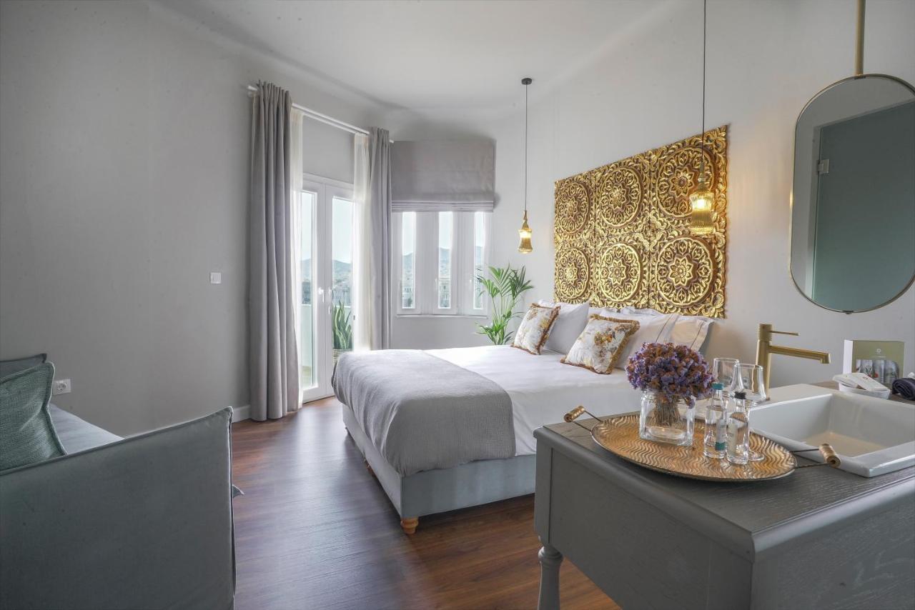 Pafsilipon Suites Ermoupoli Buitenkant foto