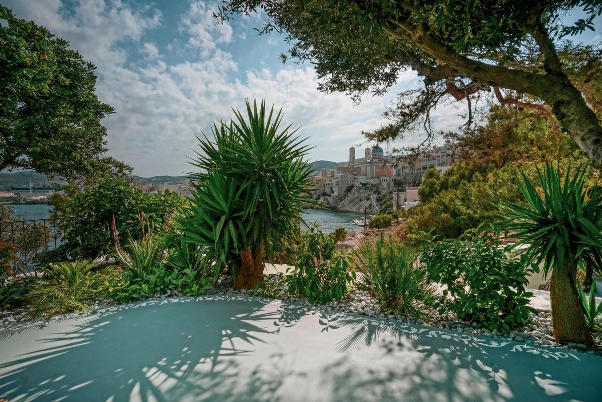 Pafsilipon Suites Ermoupoli Buitenkant foto