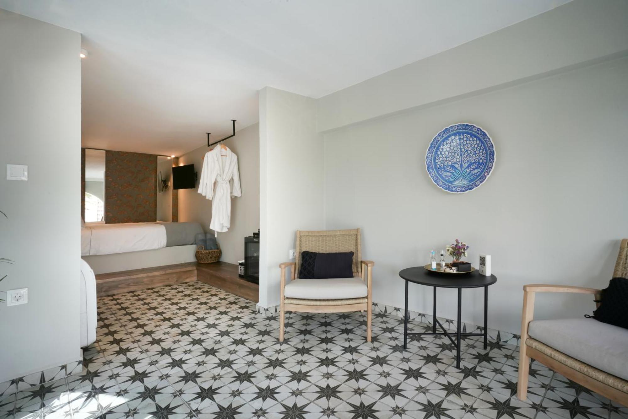 Pafsilipon Suites Ermoupoli Buitenkant foto