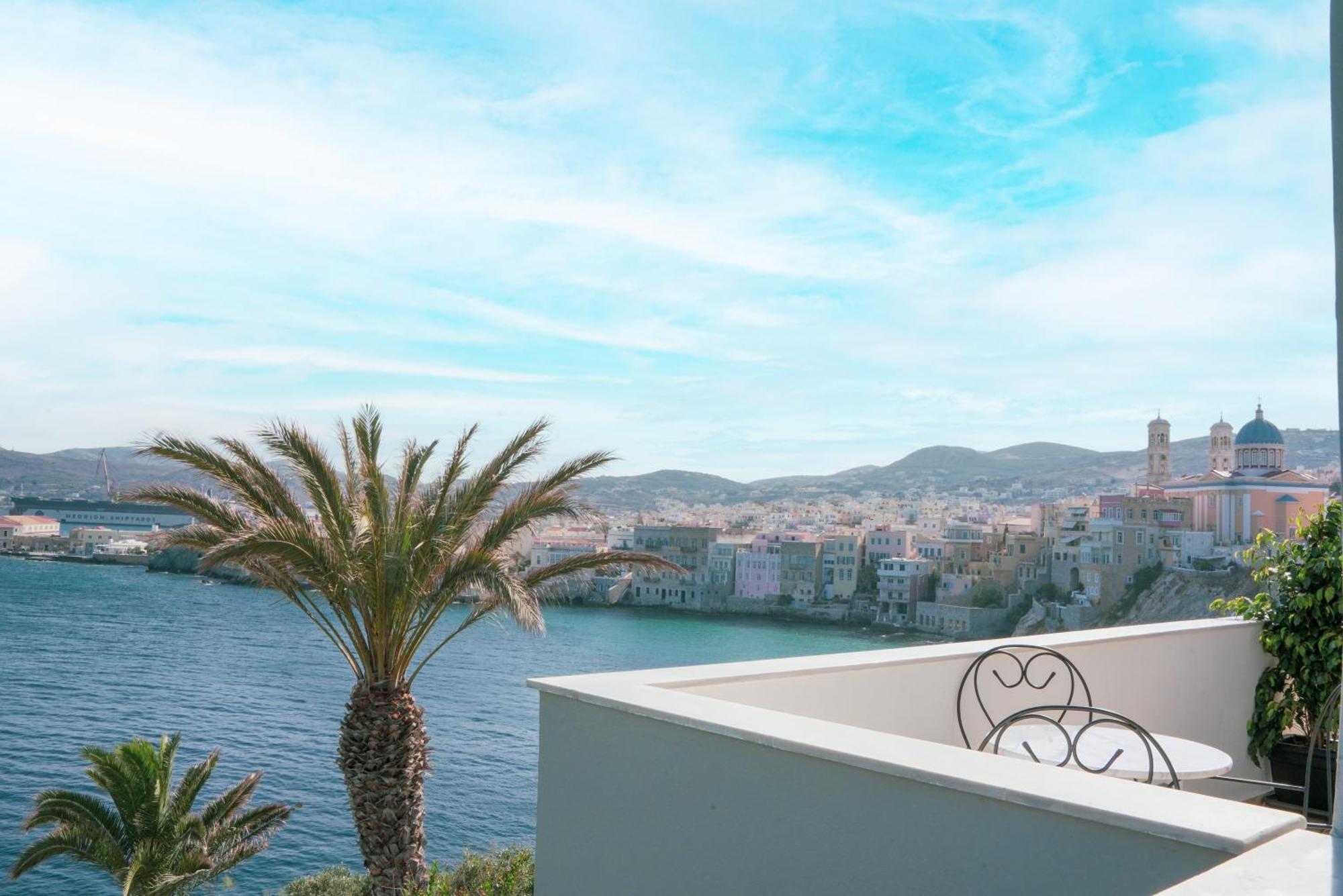 Pafsilipon Suites Ermoupoli Buitenkant foto